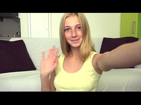 ❤️ Når jeg keder mig, onanerer jeg dovent min lyserøde fisse Hjemmelavet porno at da.virtsextor.ru