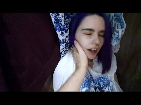 ❤️ Fandt min søster i skabet og hjalp hende med at komme Hjemmelavet porno at da.virtsextor.ru