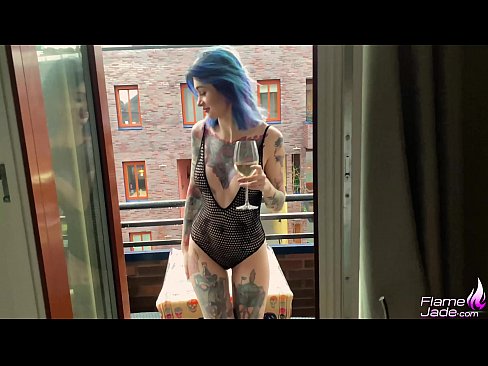 ❤️ Kæmpe pige suger med en sut og knepper lidenskabeligt under åben himmel Hjemmelavet porno at da.virtsextor.ru